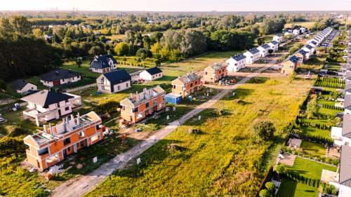 Nowoczesny bliźniak 123 m z dużą działką