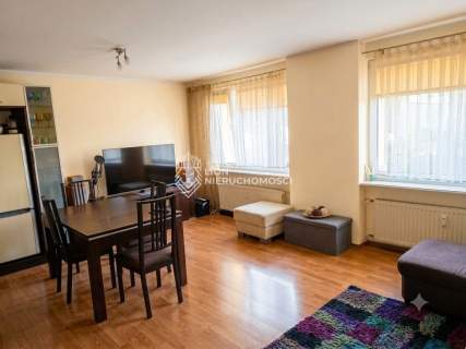 3 pokoje na Redzie - parter - spółdzielcze