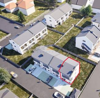 73 m poddasze działka 277 m Wawer