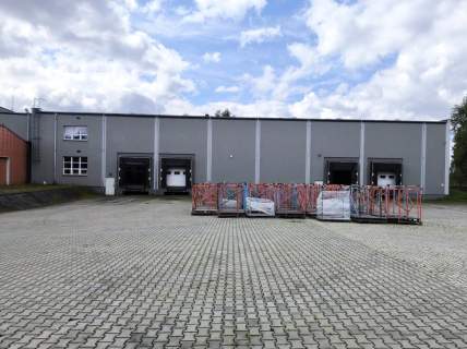 Wynajmę magazyn z regałami - 25 PLN/m2