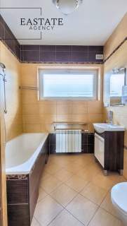 Dom biurowy/3 poziomy 240 m /7x Parking/Działka 500m2/Las B