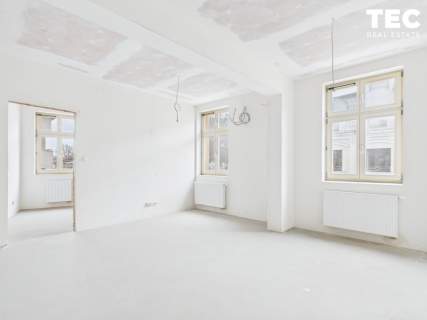 Duży metraż, loggia, 2 łazienki, piwnica, MPEC