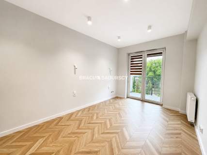 2 pok, 50 m , balkon, winda, garaż komórka