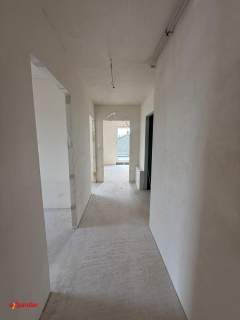 Apartament 4pok z dużym balkonem na ostatnim piętrze