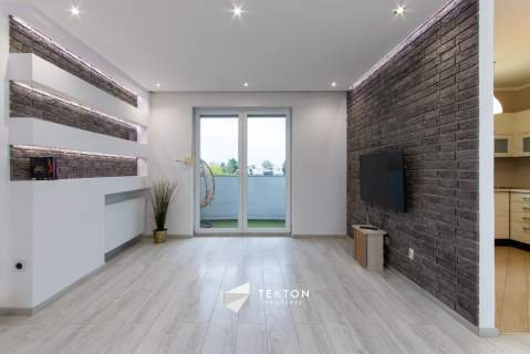 Duże 2 pokoje 56 m balkon piwnica Zakrzów