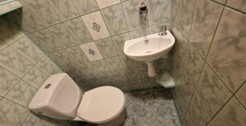 57 m 3 pokoje osobna kuchnia balkon