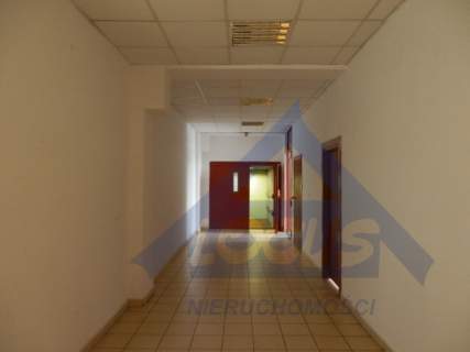 BUDYNEK EDUKACYJNY, BIUROWIEC NA WOLI
