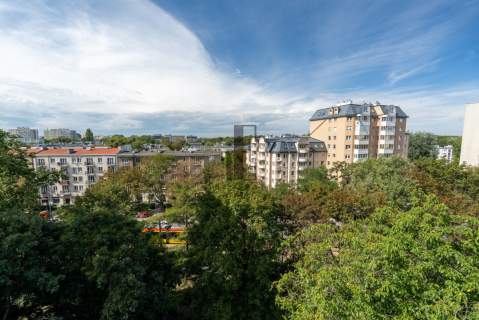 3 pokoje z balkonem KW niski czynsz