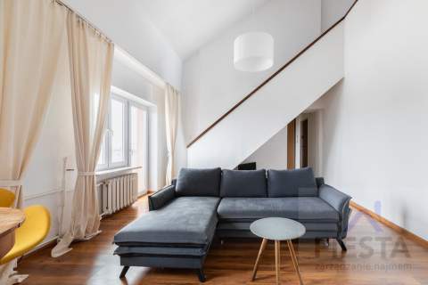 Warszawa ul.Targowa dwupoziomowy apartament