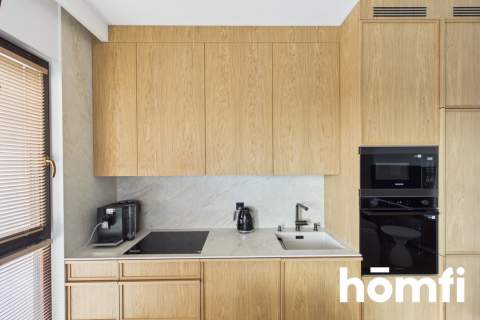 Luksusowy apartament z mariną i widokiem-Solmarina