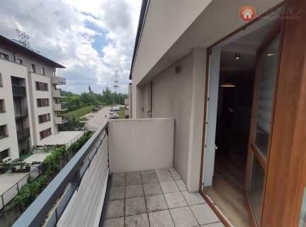 Bielsko-Biała, 2 pokoje z m. parking, winda