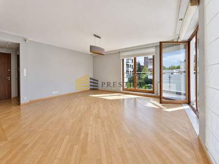 Apartament z 4 sypialniami na Mokotowie