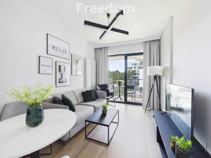 Apartament nad Bałtykiem z częściowym widokiem na morze