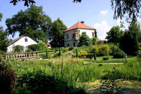 Przetarg - hotel wyposażenie