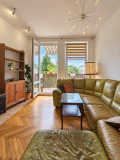 4 duże pokoje, balkon, widok, pierwsze piętro