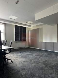 Nieruchomość komercyjna do wynajęcia, 443 m2, Warszawa