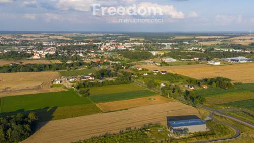Działka pod budowę mieszkalno-usługową