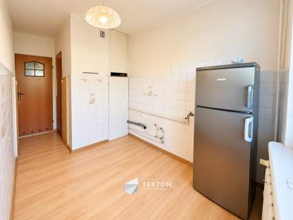 42,3 m 2 pokoje Balkon Blisko SKM