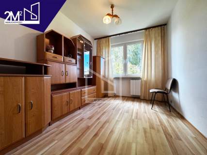 49,9 m 3 pokoje 2. piętro balkon piwnica