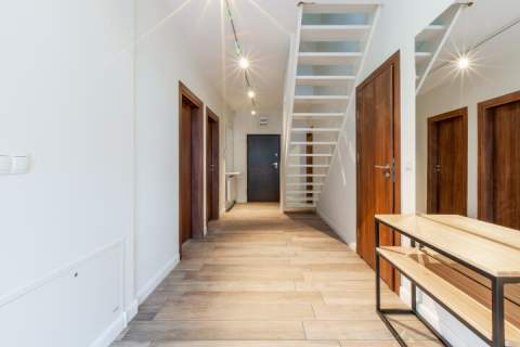 Dwupoziomowy apartament Garaż Klimatyzacja Zieleń