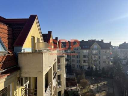 Kawalerka dostępna na wynajem od 1.11.2026.
