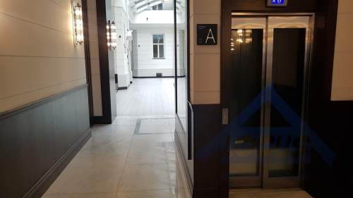Biuro na wynajem w kamienicy - Centrum