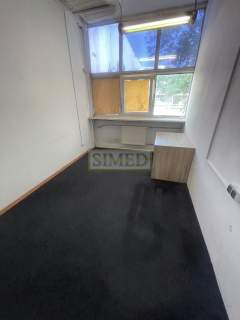 Magazyn produkcja pracownika parter parking dost24