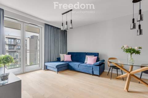 2 pokoje, umeblowane, balkon, ul. Instalatorów 21.