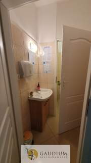 Lokal w centrum Gdyni z witryną