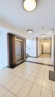 Piękna 2 pokoje przyjemny balkon garaż/CIche