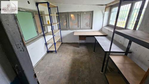 133 m2 MAGAZYN Wynajmę 2260 zł