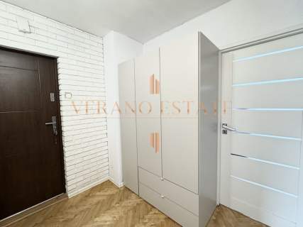 OS. ZAMKNIĘTE I 3 POK parking 2 piętro balkon