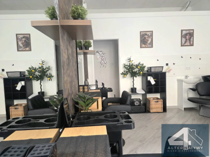 Salon fryzjerski 21m, witryna, ok Łobzowskiej 2