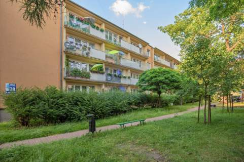 M-3 Centrum z balkonem.