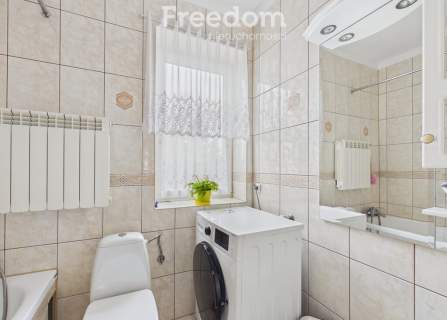 Urokliwy dom z ogrodem w świetnej lokalizacji