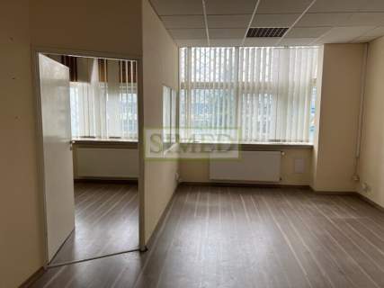 Klimat fabryczny,1 pietro,parking,ochrona,dostęp24