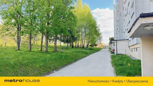 Przestronne 2 pokojowe mieszkanie z garażem