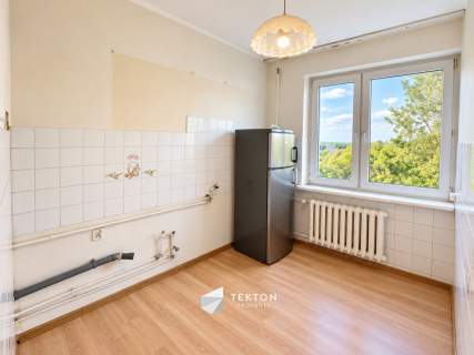 42,3 m 2 pokoje Balkon Blisko SKM