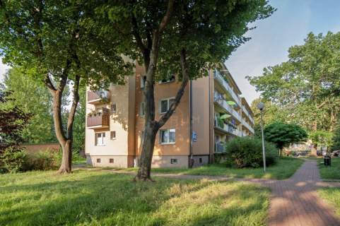M-3 Centrum z balkonem.