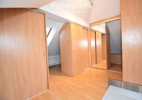 Piękny dom 274 m2, 6 pokoi, 3 łazienki, dz.1027 m2