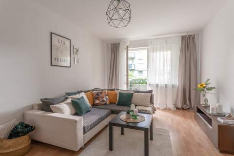 Dwa pokoje na zielonym Mokotowie plus balkon i parking