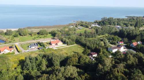 Z SALONU ZA STER JACHTU - DZIAŁKA TUŻ PRZY MARINIE