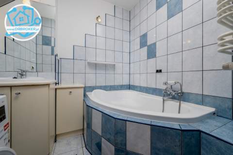 3 pokoje - duży balkon z widokiem na las