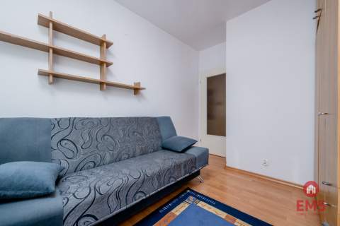 2 pokoje na parterze, balkon