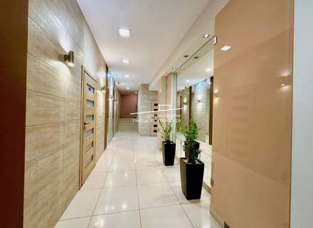 Okazały Apartament, Idealny Dla Rodziny lub NA BIU