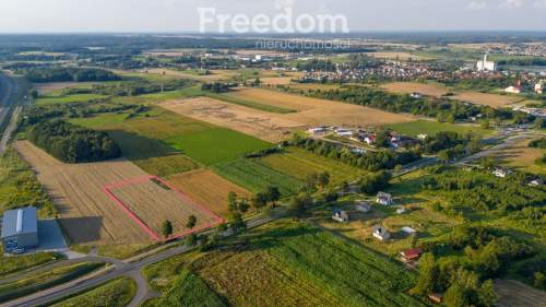 Działka pod budowę mieszkalno-usługową