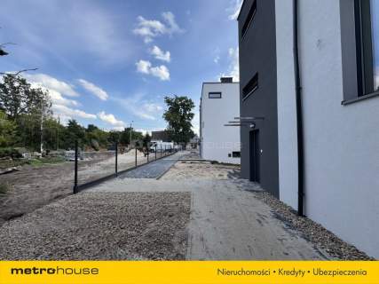 Nowy dom 117 m 4 pokoje ogródek Wawer