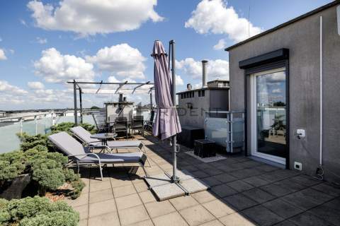 PENTHOUSE z prywatną windą i tarasem na dachu
