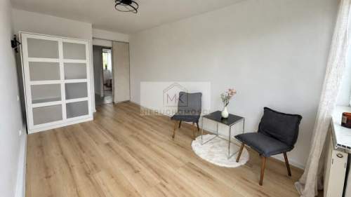 Mieszkanie 3 pokoje 54 m2 2 piętro Karmelkowa Klecina