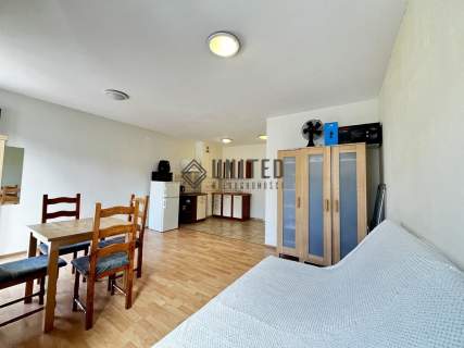 W okolicy ul. Nowowiejskiej Balkon/Piwnica